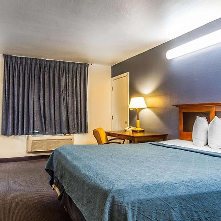 Rodeway Inn Auburn Exteriér fotografie