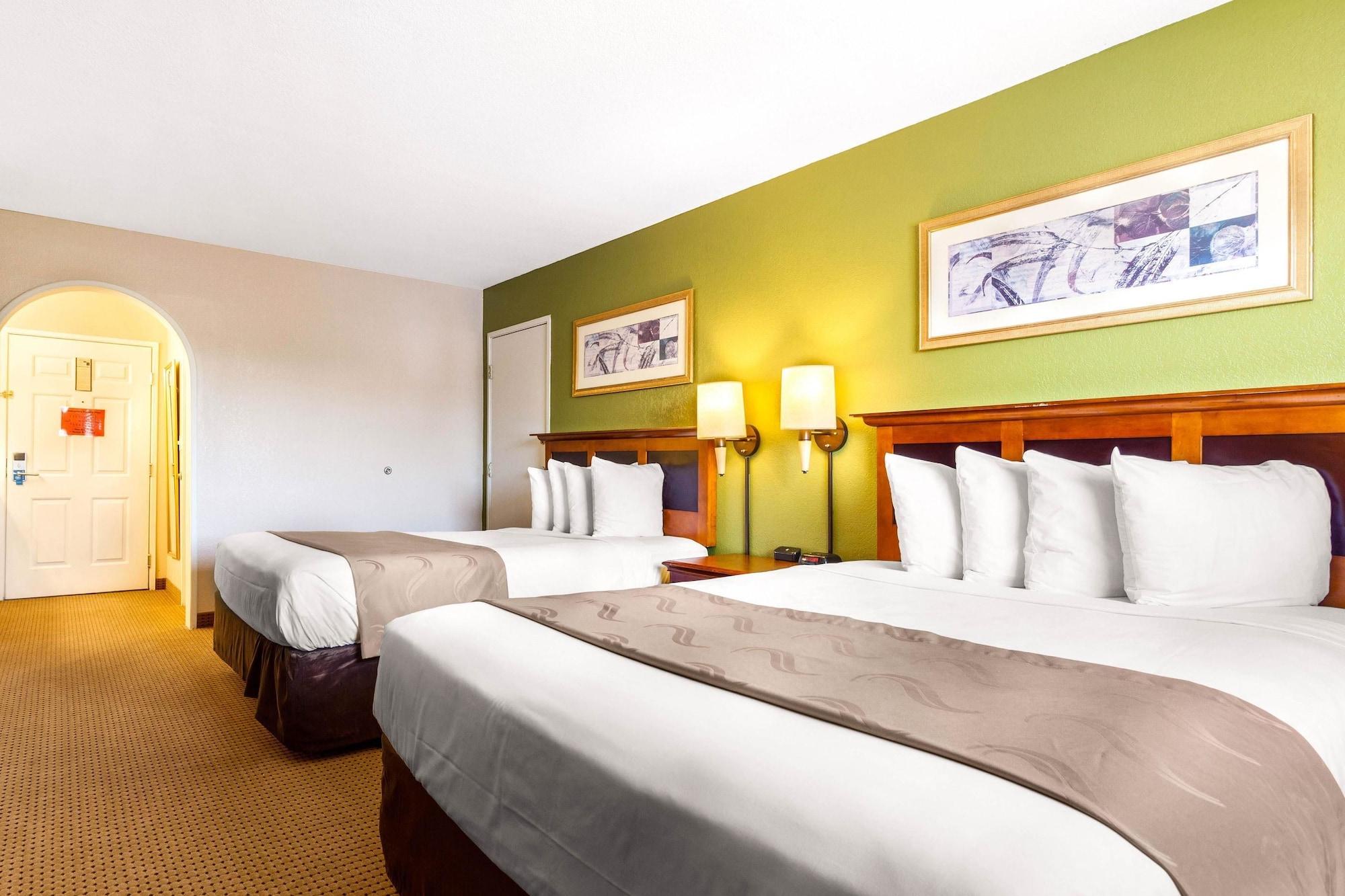 Rodeway Inn Auburn Exteriér fotografie