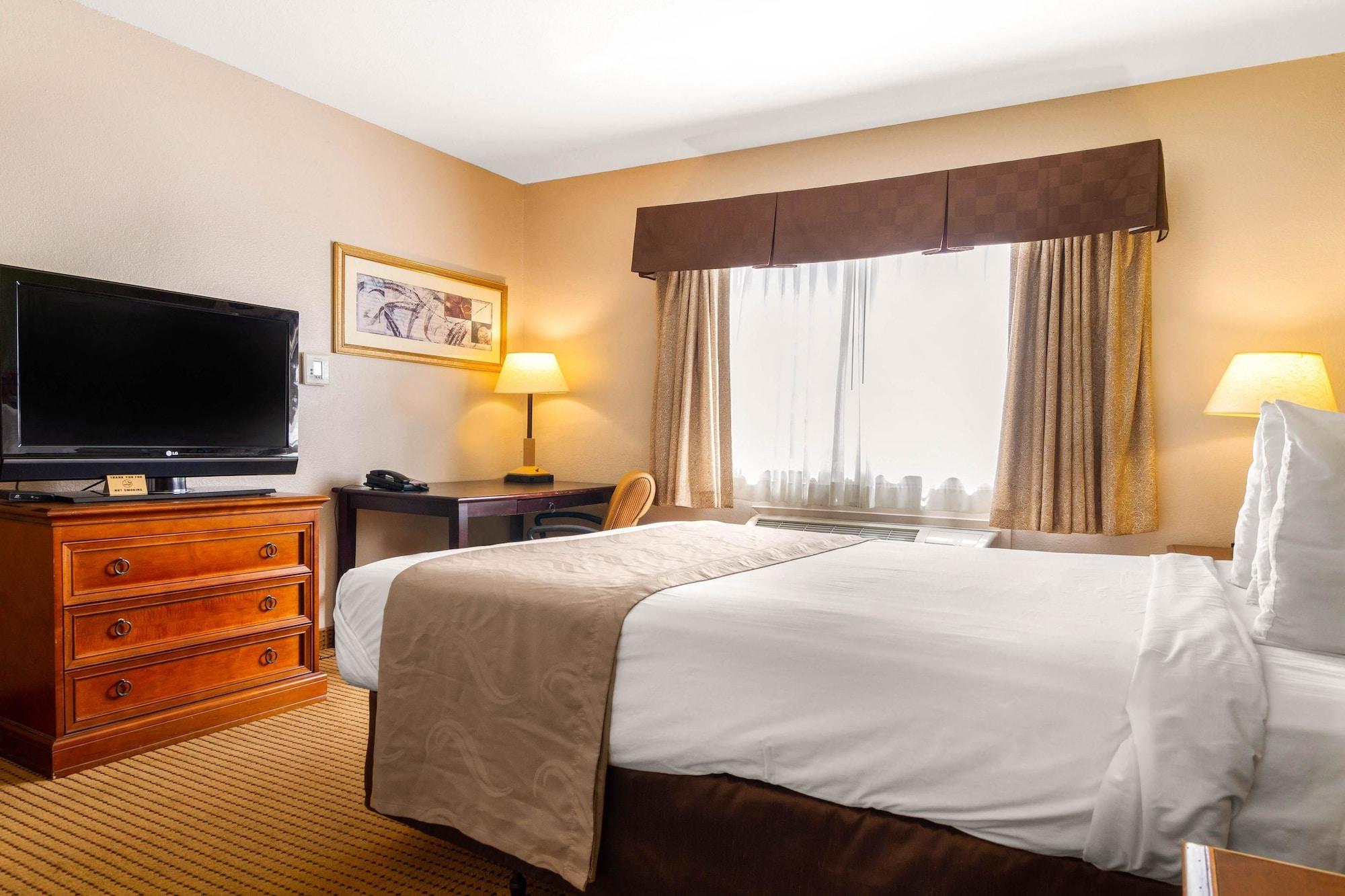Rodeway Inn Auburn Exteriér fotografie
