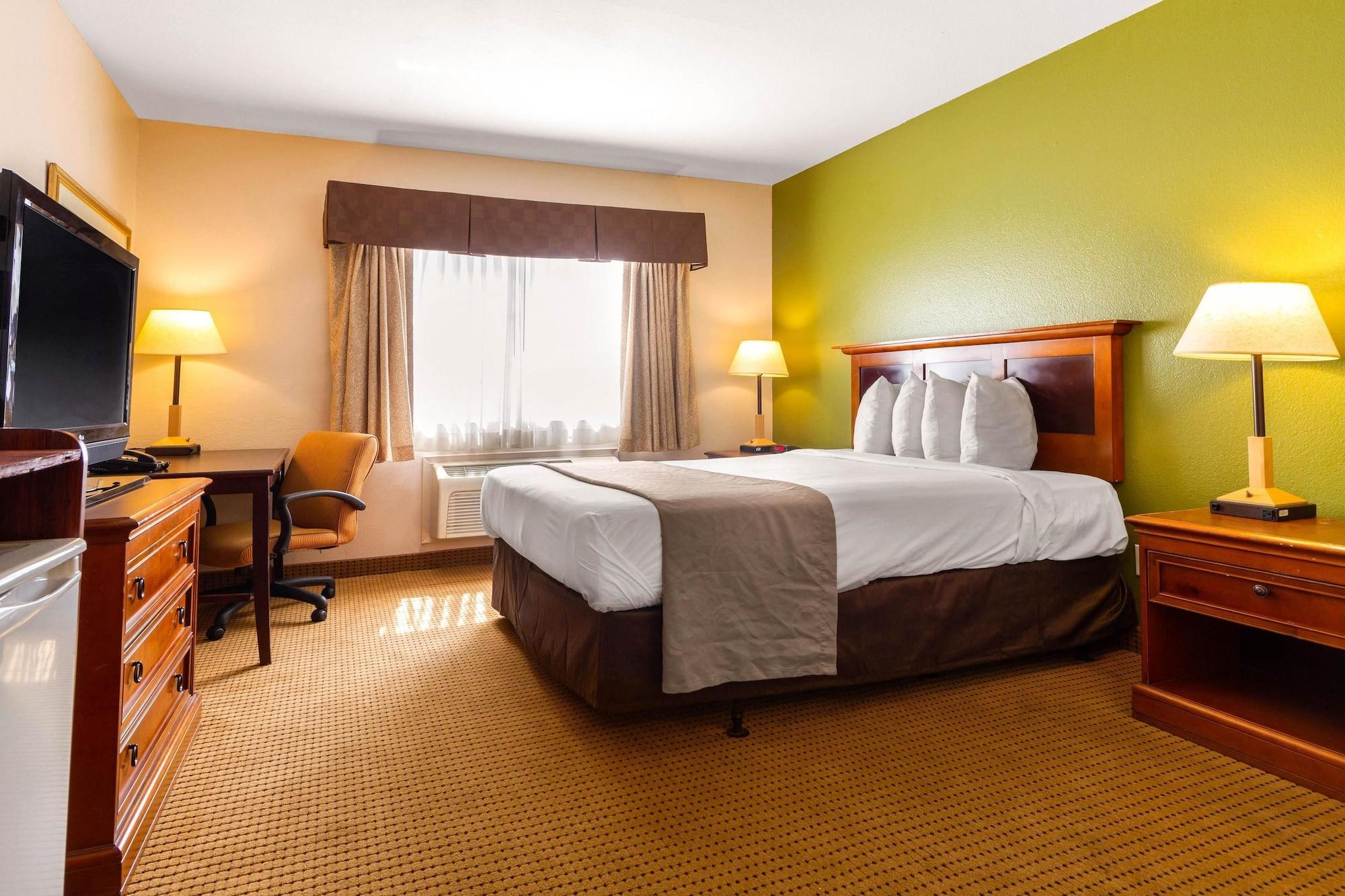 Rodeway Inn Auburn Exteriér fotografie