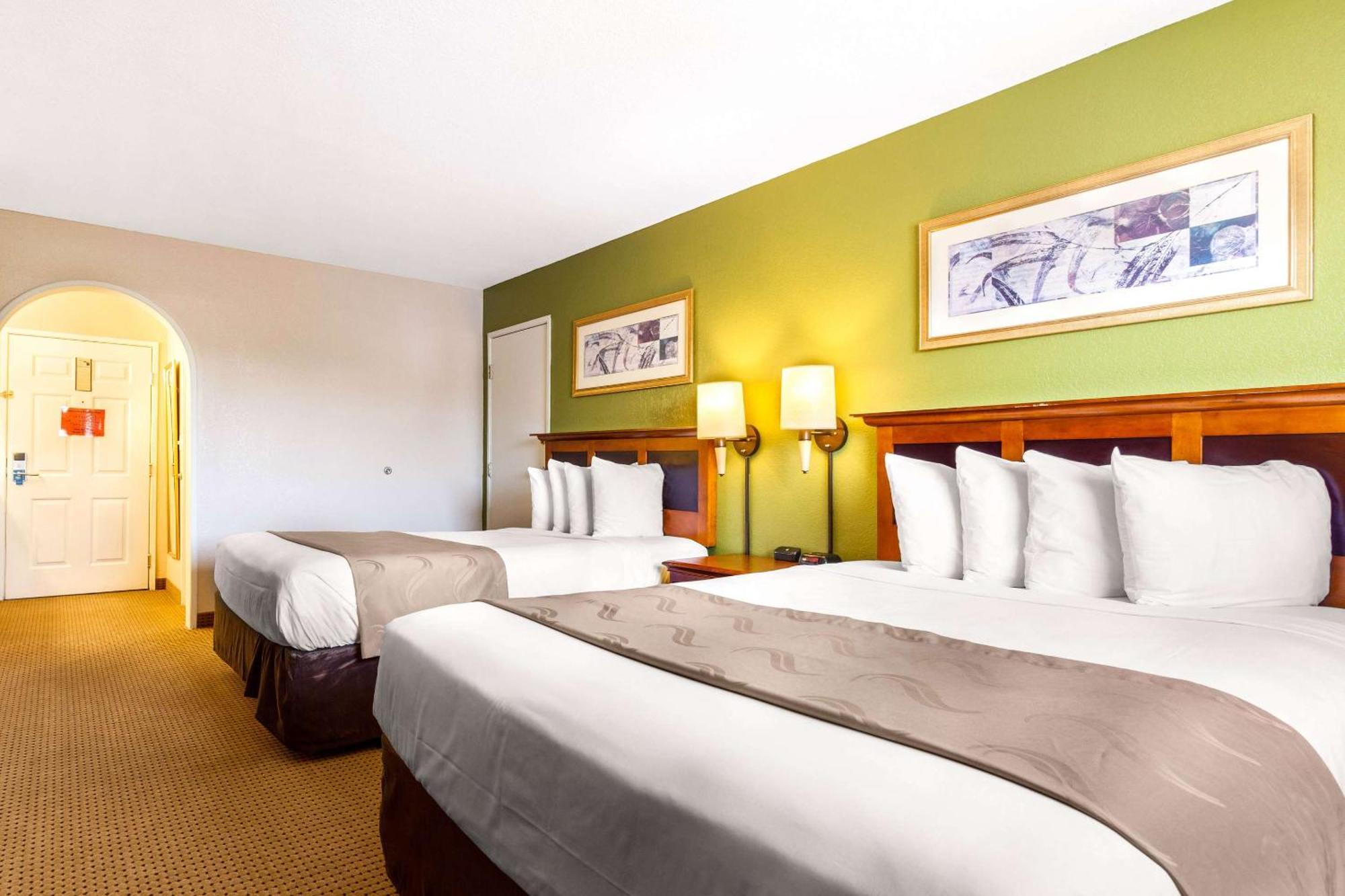 Rodeway Inn Auburn Exteriér fotografie