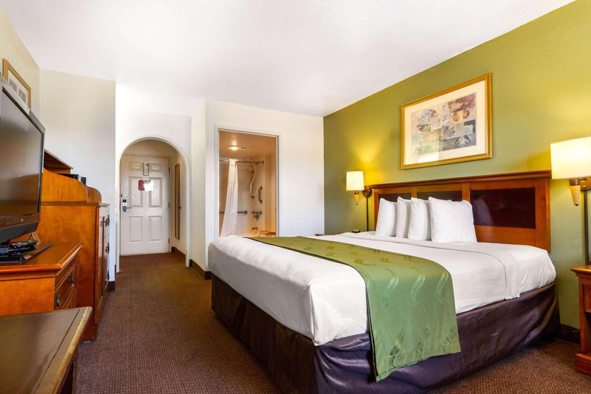 Rodeway Inn Auburn Exteriér fotografie