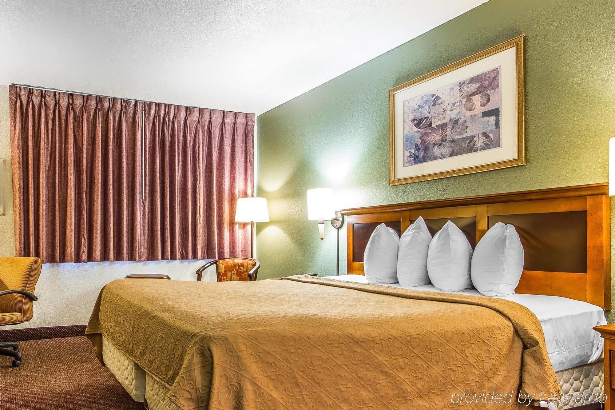 Rodeway Inn Auburn Exteriér fotografie